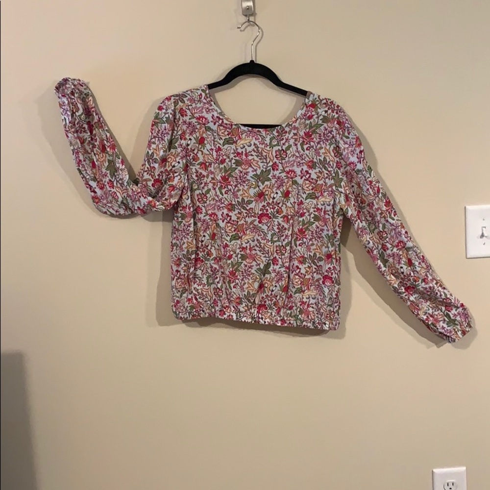LOFT LS VBack Blouse